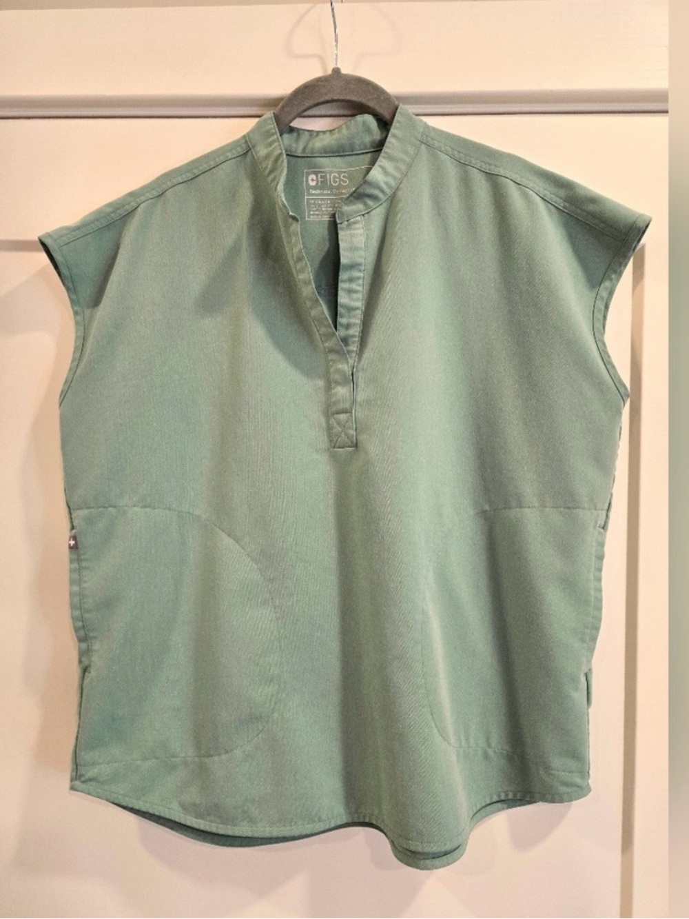 Figs Rafaela Oversized Scrub Top